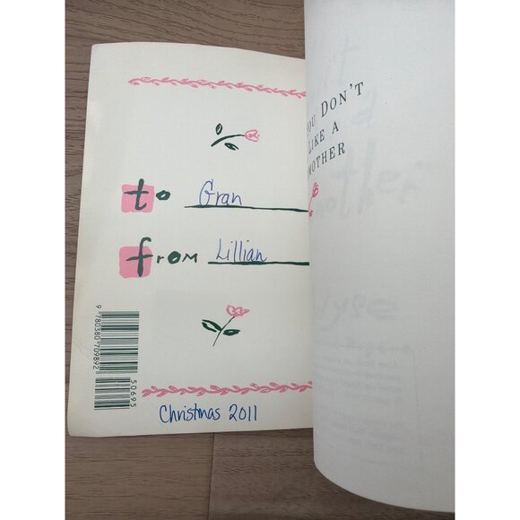 "Funny You Dont Look Like A Grandmother" By Lois Wyse Illustrated By Lilla Roger - Picture 4 of 4